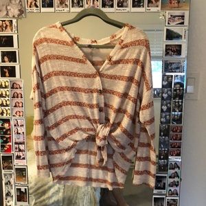 Thrifted light weight tie top